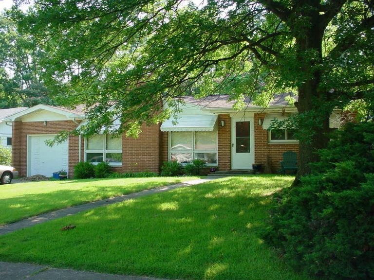 » 1005 Glenview Carbondale Area Rentals